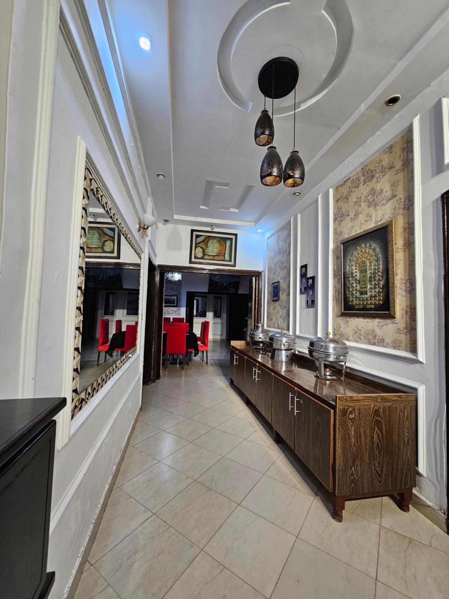 Hotel Tulip Inn, Gulberg Lahore Exterior foto