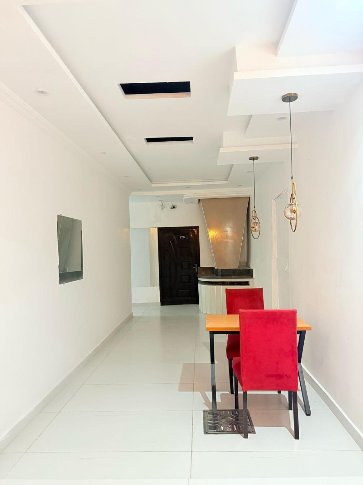 Hotel Tulip Inn, Gulberg Lahore Exterior foto