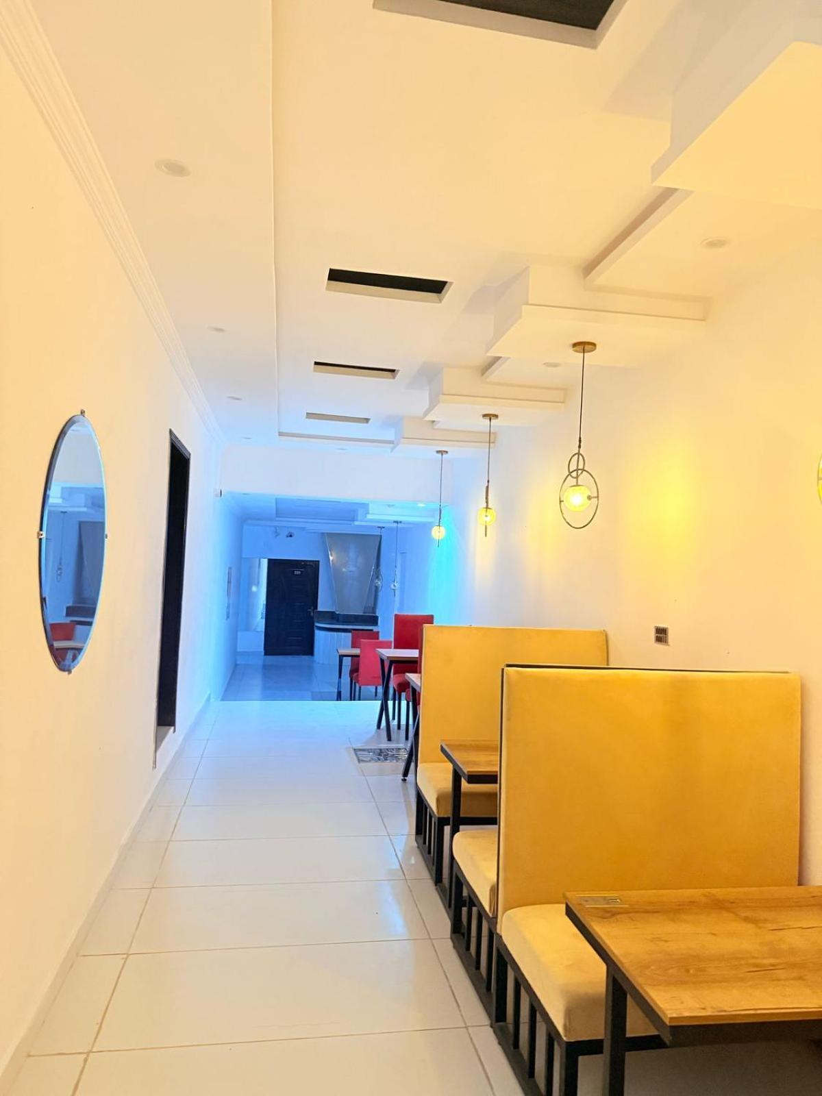 Hotel Tulip Inn, Gulberg Lahore Exterior foto